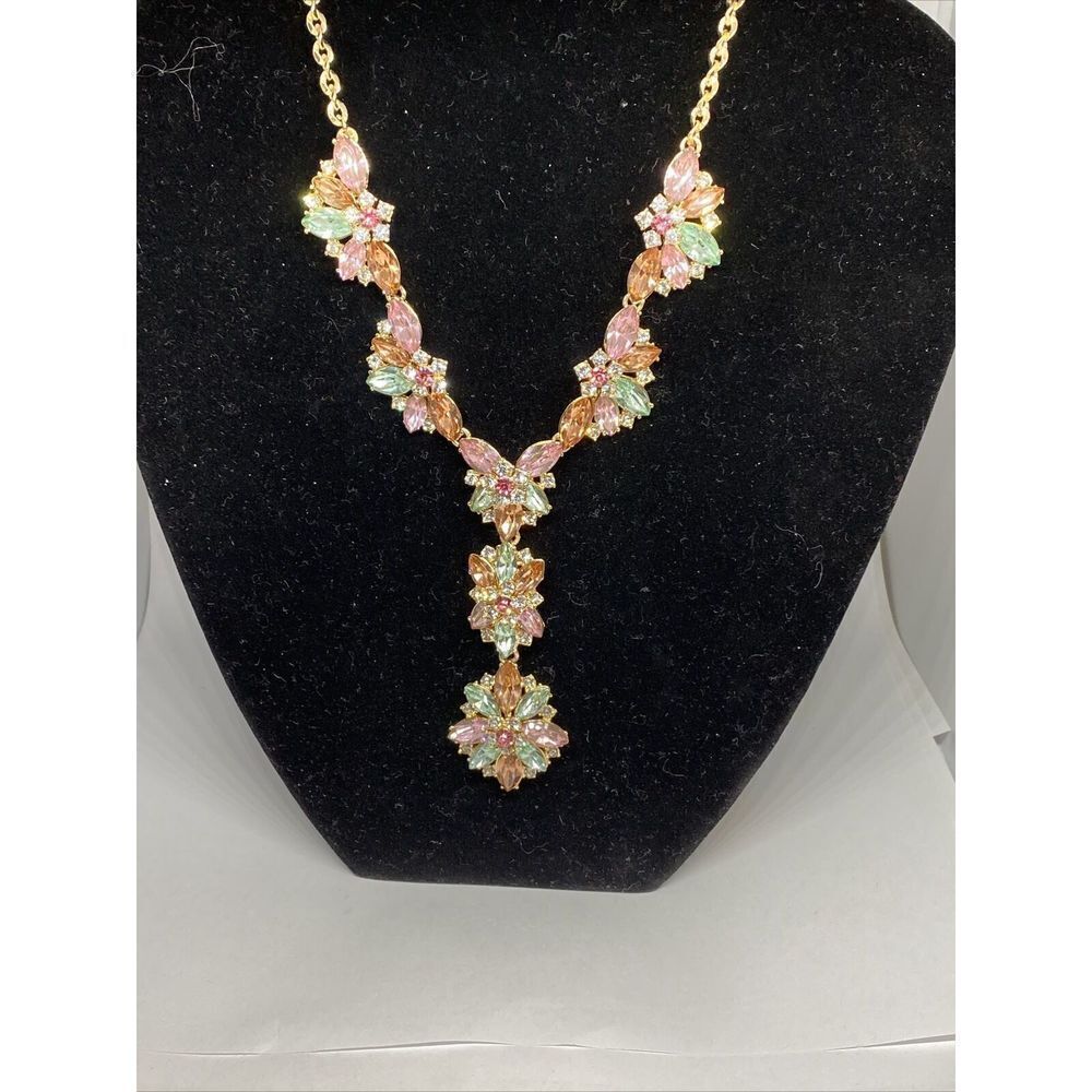 Charter Club Gold-Tone Crystal Hydrangea Lariat Necklace MSRP $49.60 CP259